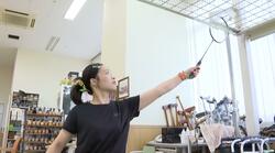 「歩きたい、走りたい」足を切断した女性の“夢” 麻痺が残る中で“バドミントン”にも挑戦…義足作りの匠と共に歩む