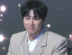 「全世代のレジェンド」「伝説」デビュー22年目、現在39歳の東方神起・ユンホの登場に会場どよめき