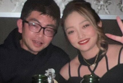 「夫には孫がいます」“2男3女の大家族”31歳ギャルママ、20歳年上の夫との再婚理由を告白「顔はタイプじゃないけど…」