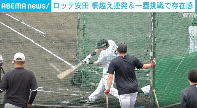 【写真・画像】「次、メジャーに行く可能性がある選手」 日本ハムの若き主砲・万波中正が規格外のホームランを叩き込む瞬間　驚異の身体能力、爆肩レーザーに球界OBも大ファン化　1枚目