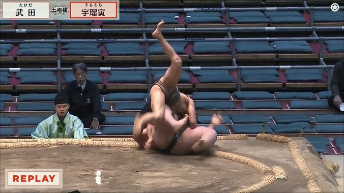 「やられたー」“珍手”で敗れた若手力士が満面の笑み 清々しい負けっぷりにファンほっこり「これは応援したくなる」 4枚目