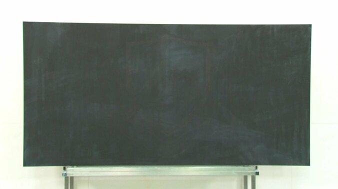 乃木坂46、黒板アートMV完成に涙　深川麻衣の卒業制作 13枚目