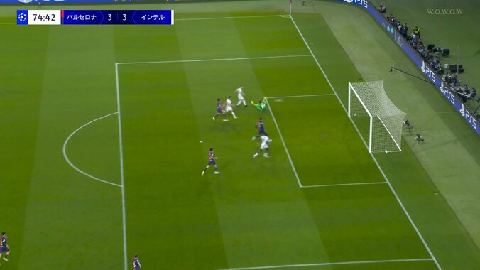 「サポはブチギレやろな」“正確過ぎる判定”にSNS物議「もうルール変えたほうがいいわ」“つま先差オフサイド”で決勝点が取り消しに 5枚目