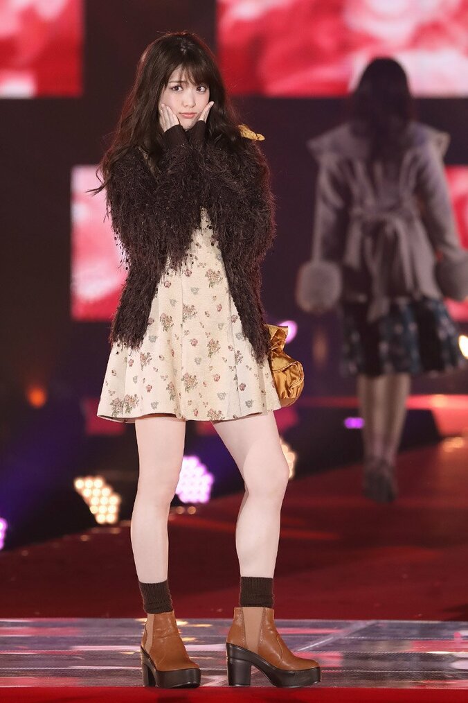 乃木坂46からメンバー9人がランウェイ堂々闊歩＆ミニライブでオーディエンス魅了　 - ガールズアワード2017A/W【画像集】 9枚目