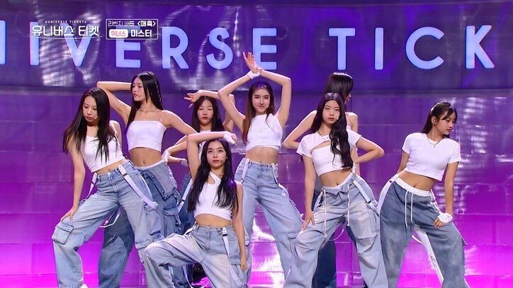 ハニ族出身の話題の13歳美少女、へそ出しルックでKARA『ミスター』を溌剌パフォーマンス！