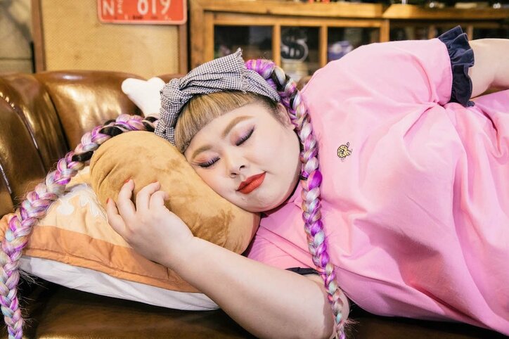 キスした後の表情に人柄が出る！？　渡辺直美は「無表情です」