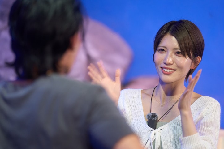 【写真・画像】23歳・美人ギャル、大胆デザインの水着姿でマッチョ男子とデート「顔が好き」　2枚目