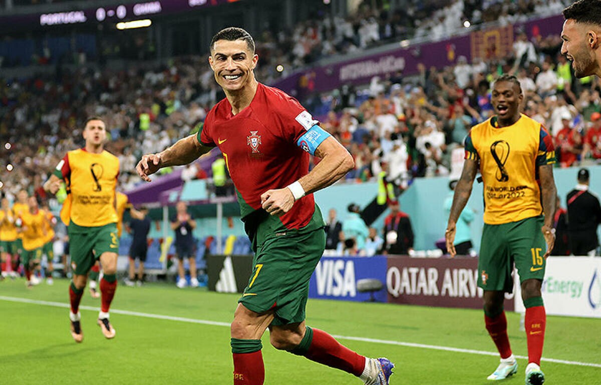 C・ロナウドが史上初の5大会連続ゴール！ ポルトガルが後半5ゴール 