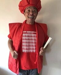 光石研、遠藤憲一から贈られた“還暦祝いセット”を紹介「お互い還暦 まだまだ頑張りましょう」