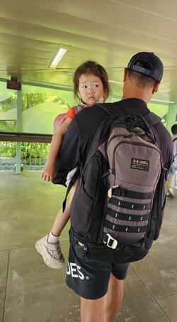  小原正子、ハワイに到着するも不機嫌だった娘「寝たり起きたり寝たり」 