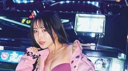 “人気ショーダンサー”AMO、特攻服から健康的なビキニ姿まで 妥協なしのグラビアを『週プレ』で披露