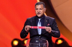 イランの英雄ダエイが出国禁止処分に！ 女性不審死による抗議デモを支持してパスポートを没収される