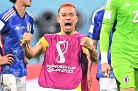 「愛梨がいなければ…」長友佑都が愛妻誕生日に綴った“熱すぎる想い”に大反響！最新２Ｓには「顔が似てきている」の声も【Ｗ杯】