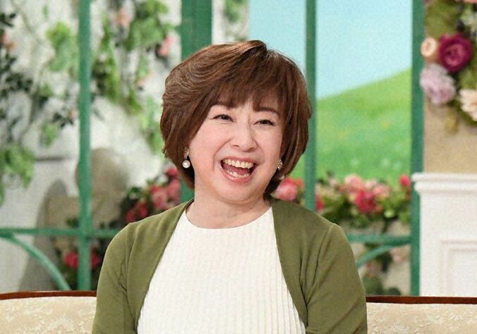 【写真・画像】大場久美子（63）テレビ初出しの10歳年下夫を黒柳徹子に紹介「ずいぶん可愛いわね」と黒柳ベタ褒め　1枚目