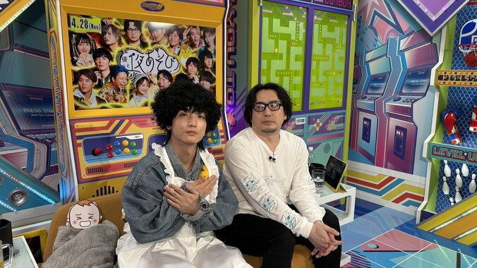 【写真・画像】安元洋貴、ガチ食レポにズッコケも!? “声優MCの重鎮”が体当たり夜あそびで「こんな安元さん見たことない」　1枚目