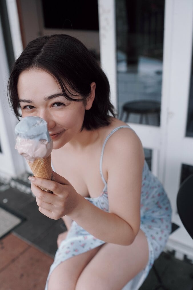 話題沸騰 村重杏奈、“すべて”を出した人生最後の写真集『あんな』が発売決定 5月29日 1枚目