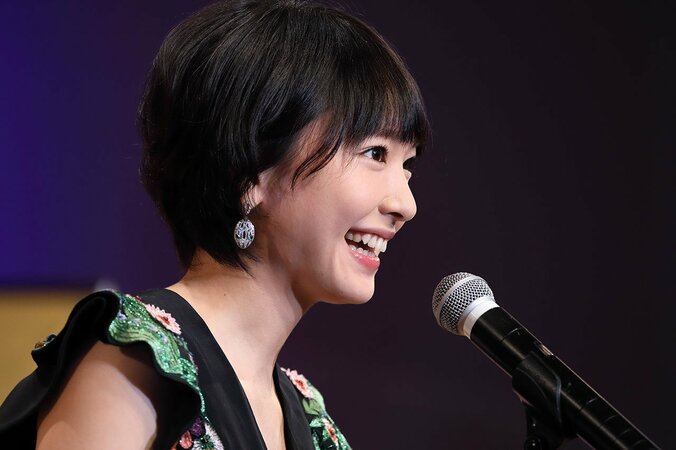 「本当の家族みたいだった」ガッキー&星野源『逃げ恥』コンビが撮影を振り返る 4枚目