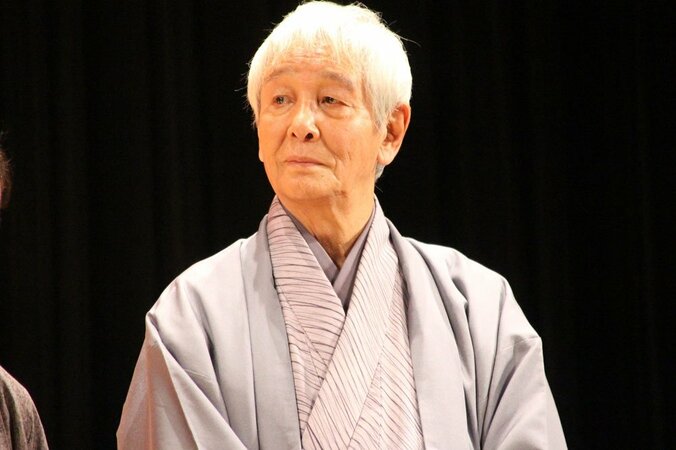 ドランク塚地、舞台挨拶で財布紛失を嘆く「青の長財布なんです」 11枚目