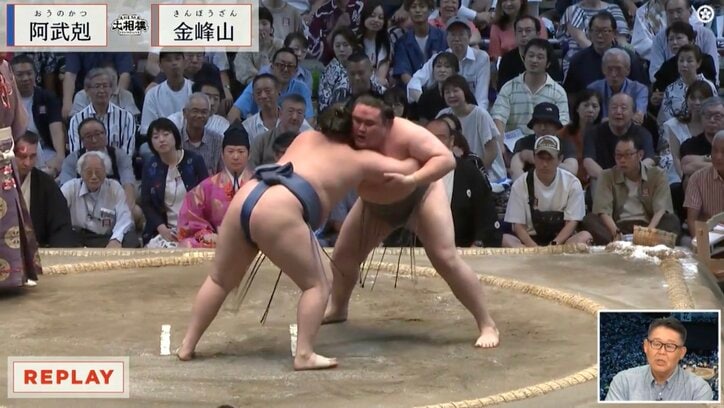 【写真・画像】「どっちもイケメン」「いい男やな…」高身長力士対決の“顔面接写バトル”にも視聴者大興奮 「モデルやん」「いい顔立ちしとる」絶賛の声　1枚目