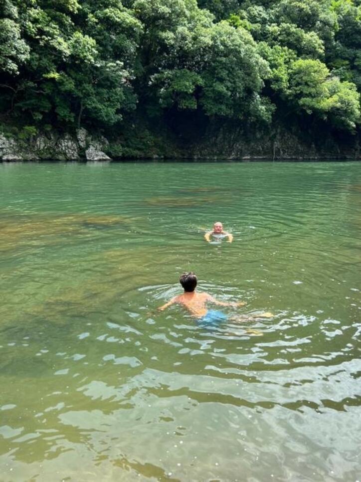  中村江里子、京都旅行中に驚いた夫と息子の行動「さすが、フランス人」 