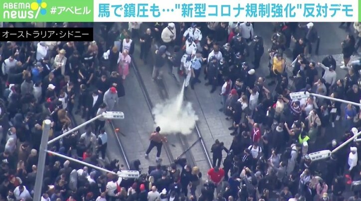 道路を埋め尽くす“密”…世界各地で新型コロナ規制強化への反対デモ さらなる感染拡大の懸念も