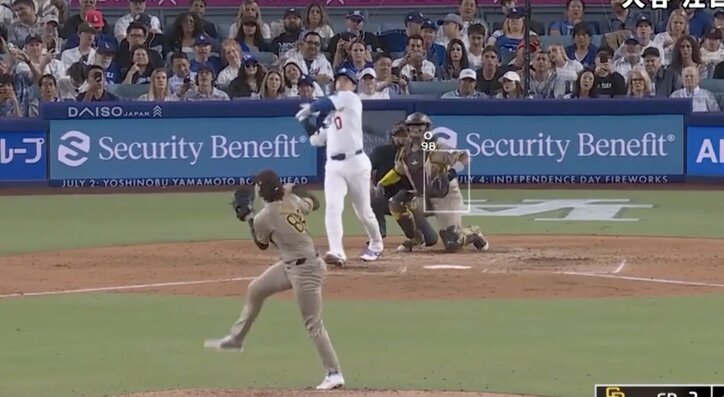 【写真・画像】ウソでしょ！？ 大谷翔平が“イライラ”… 審判が“微妙な判定”→感情あらわに… ファン騒然「振ってるだろ」「これはおかしい」　1枚目