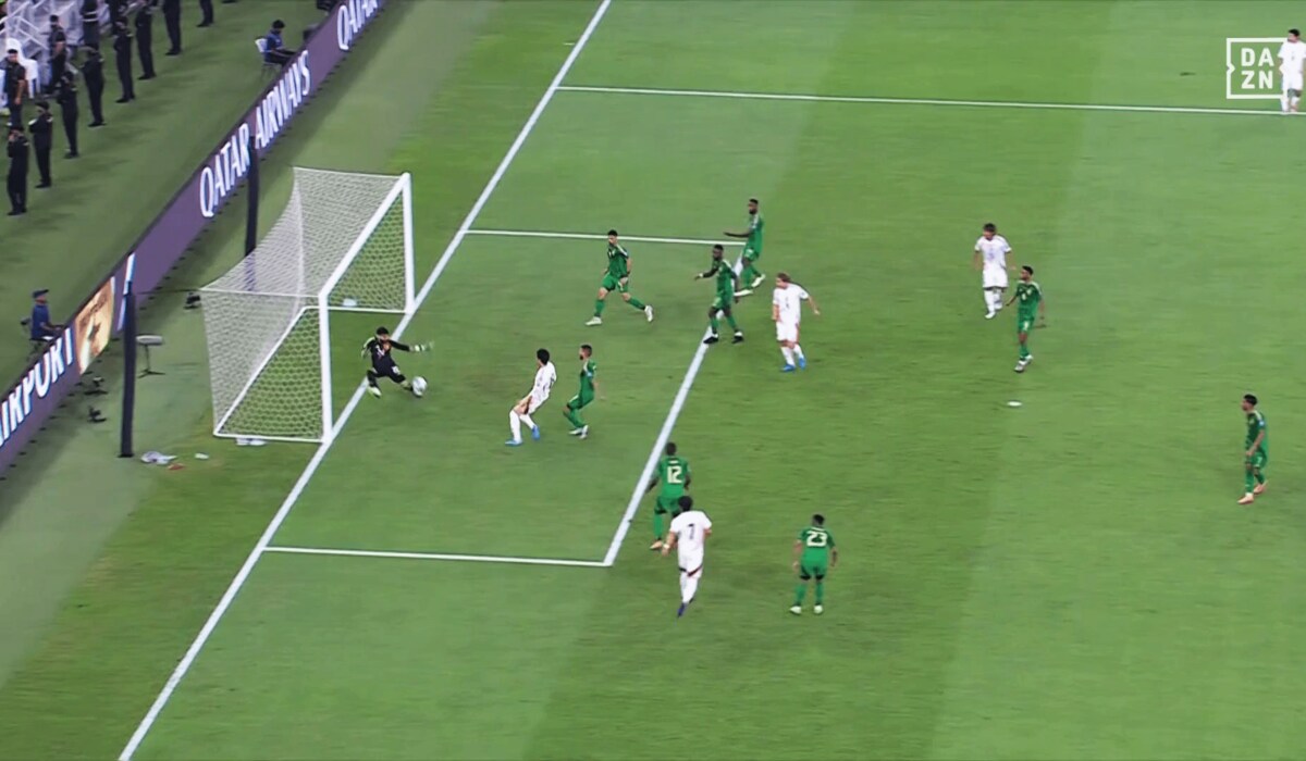 常にゴール前に入っていけと」鎌田大地、“歴史的ゴール”は狙い通りだっ