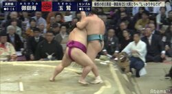 御嶽海、大関取りへ安堵の初日　元前頭・若ノ城「最後はお腹で押しましたね」