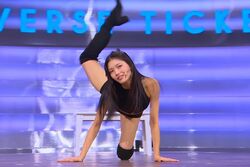 スタイル抜群の17歳日本人練習生、長い手足を生かしたダンスで圧勝！審査員も惚れ惚れ「本当に羨ましい！」