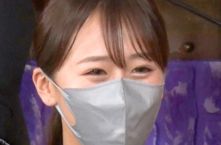 【写真・画像】綾瀬はるか似の22歳会社員、就活中の衝撃の実体験を告白「ブースを出してる企業の男性から…」　1枚目