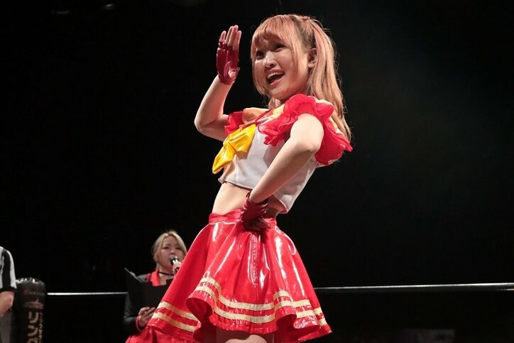 アジャ・コングと激突！“プロレス界一可愛いアイドル”伊藤麻希、赤井沙希プロデュース興行で新たな試練