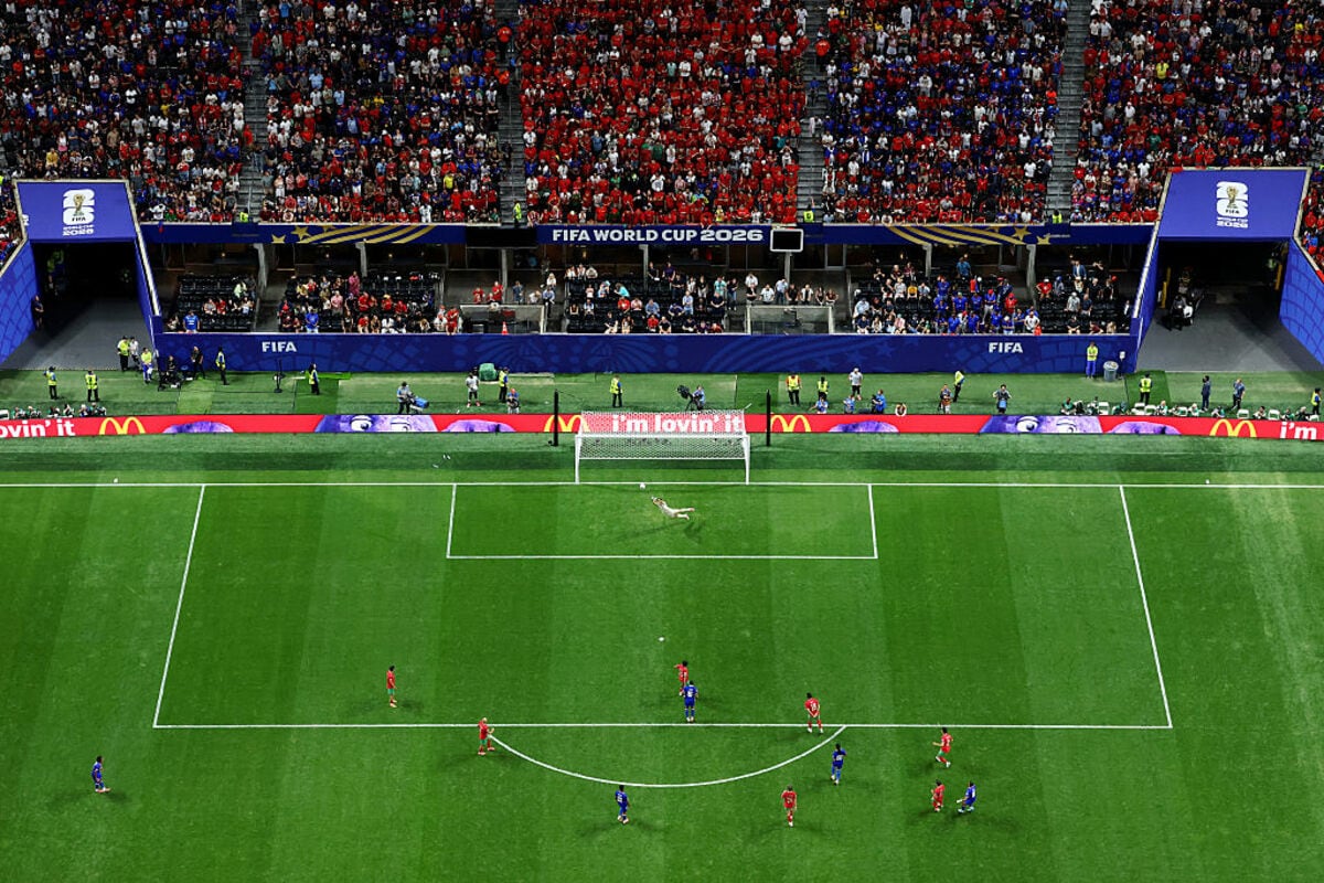 ワールドサッカースーパーゴール なんだこれ…！？ “大会ベスト級”衝撃のスーパーゴール炸裂「ここいっ