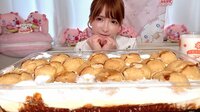 もえのあずき『コストコ巨大プリン♡』