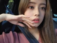 「顔面国宝」「美女すぎる」NiziU・リマのドライブ中の"どアップ"ショットに称賛の声