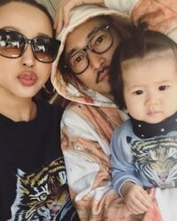 窪塚洋介の妻・PINKY、愛娘とのワイルドなペアコーデを披露