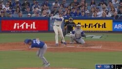 一体、何なんだよ…！ド軍フリーマン、弾丸ライナーで“異常事態”「立てないw」「そりゃビビる」相手投手の頭上ギリギリを”爆速通過”