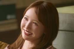 "三上悠亜似"の32歳美女、へそ出しピチTシャツで意中の元オリンピック選手と密着トレーニング