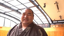 横綱・鶴竜、同郷・玉鷲の優勝に「ファンの気持ちが分かった」休場中に知った応援する側の心