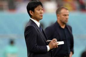 【W杯】なぜ日本の“超攻撃的”な3-4-2-1は機能したのか　ドイツ戦の戦術変更を考察