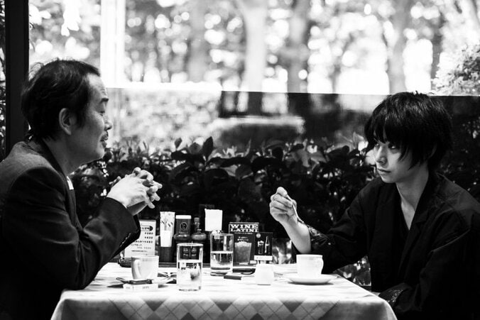 村上虹郎&村上淳が“役者”としてぶつかり合う　『銃』親子共演シーン画像解禁 5枚目