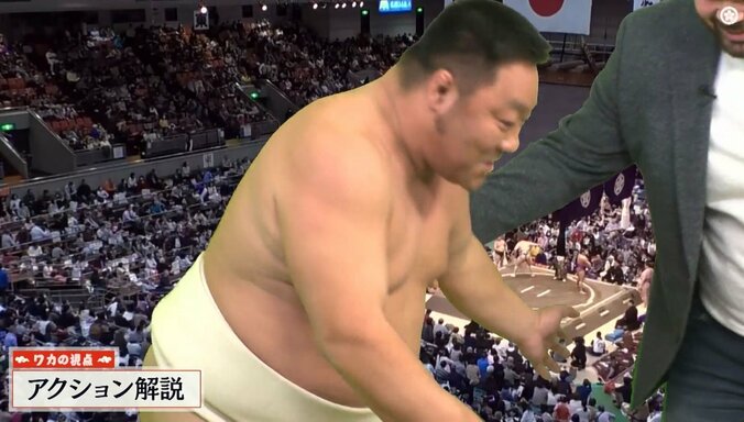 投げられた直後なぜかうれしそうなあかつ