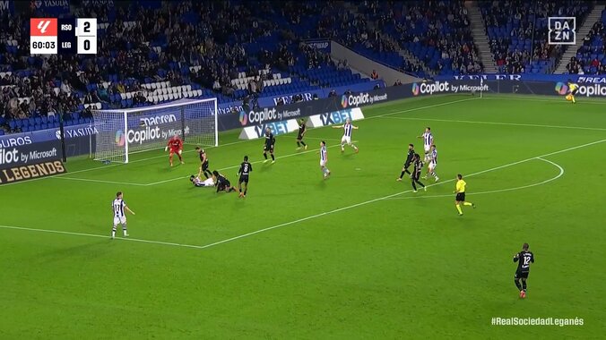 【映像】久保建英、倒されて“暴言”→激高の瞬間