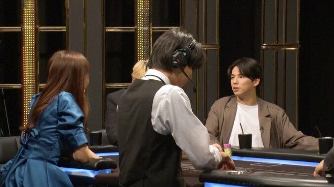 【映像】可愛すぎる最強ポーカー女王の“あざとスマイル”