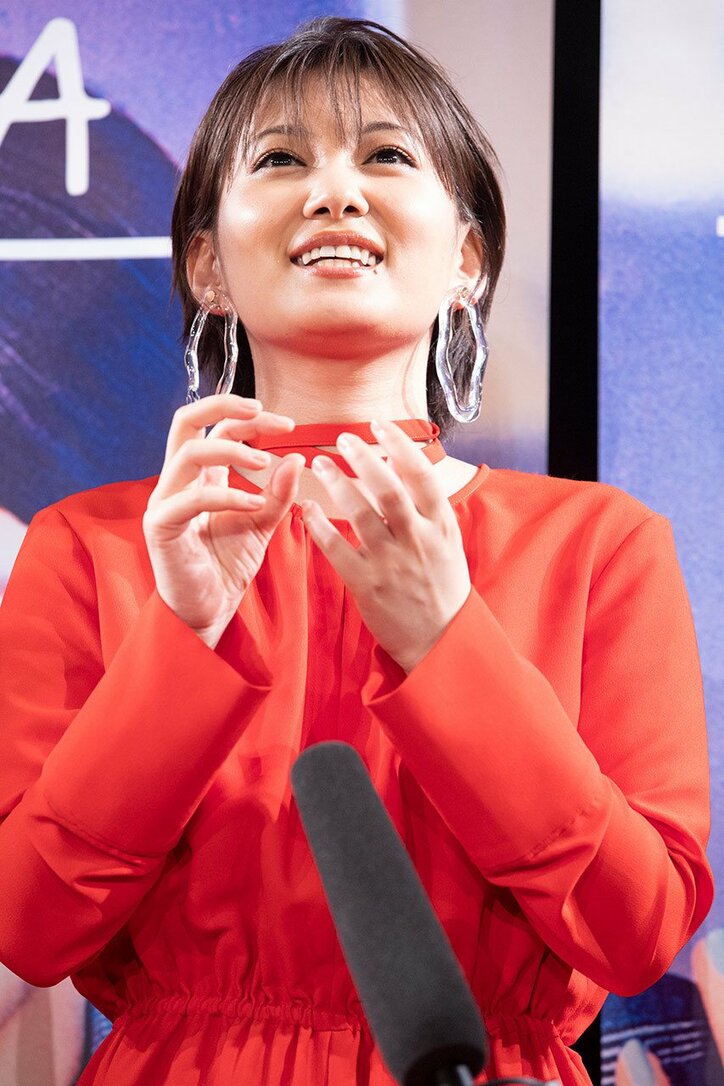 飯豊まりえ、コンプレックスは「顔が薄いこと」