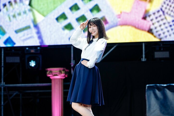 欅坂46『欅共和国』今年も大盛況で閉幕！ MCでは11ヶ月ぶりの「てち」照れ笑い