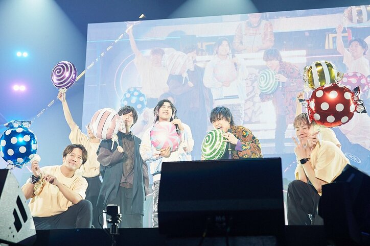 白井悠介、“Fling Posse”のライブは「おもちゃ箱」 シブヤ・ディビジョン“Fling Posse”の中王区CDリリースや『第三回ディビジョン・ラップバトル』の開催も発表に！