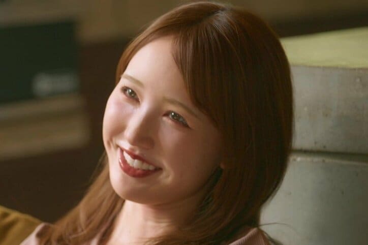 【写真・画像】こじるり似の25歳美女、ハイスペ男性から”爆モテ”も…意中の男性からお泊りデートに誘われ大喜び！ アンミカ「めっちゃかわいい」　1枚目