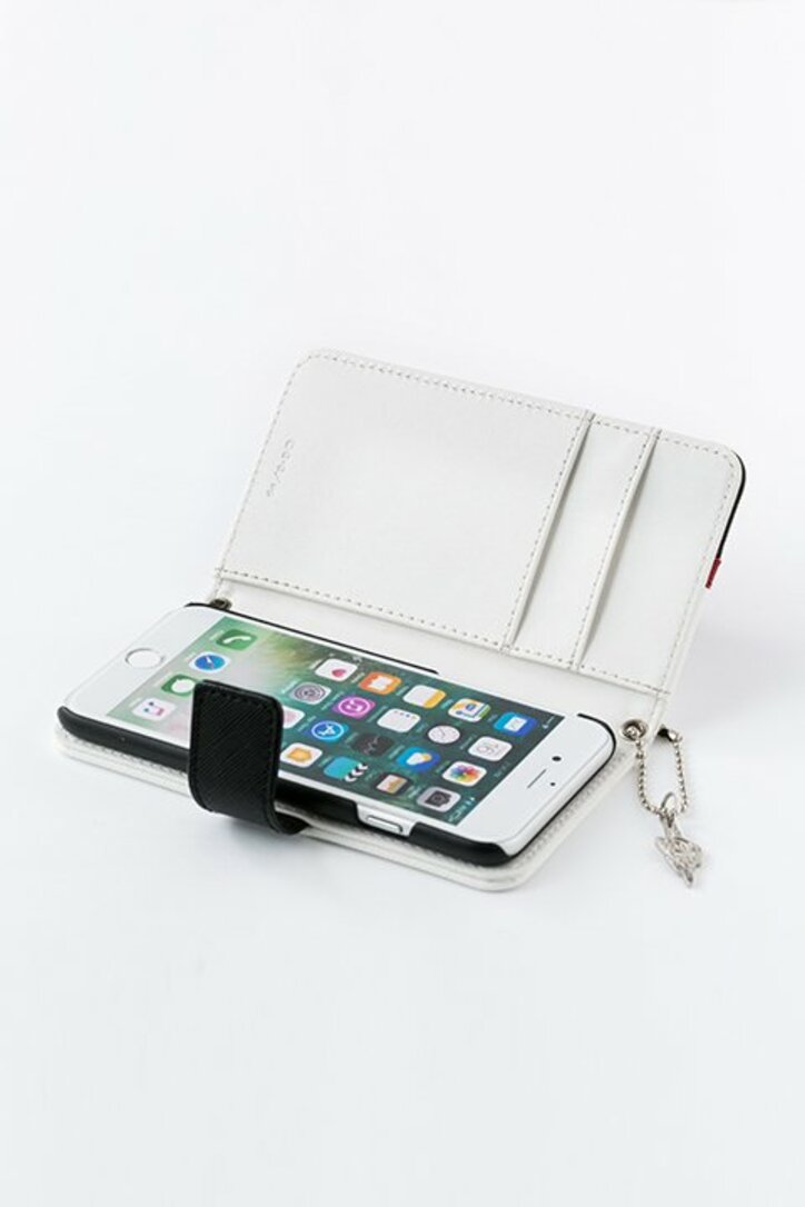 アニメ『K RETURN OF KINGS』伏見猿比古と八田美咲イメージのコラボアイテムが登場！　冬パンプスが普段使いにぴったり