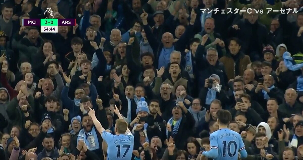 ノエル・ギャラガー大興奮、スタンドは圧巻の“ポズナン・ダンス”デ