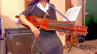 【映像】北欧スウェーデンの民族楽器「ニッケルハルパ」